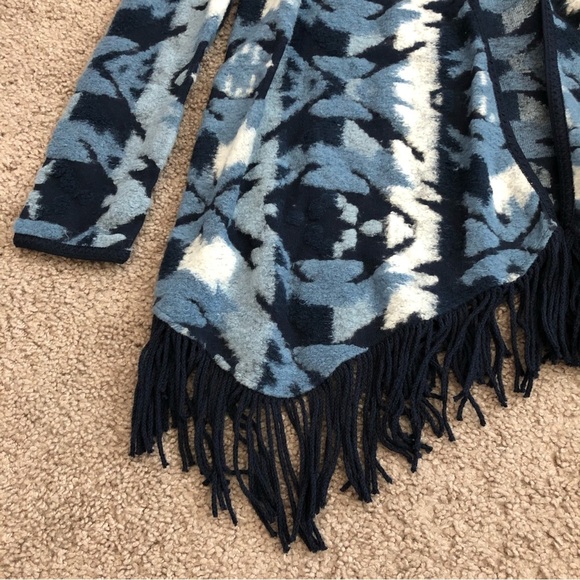 Lucky Brand Blue Blanket Fringe Cardigan Sweater - Picture 2 of 9